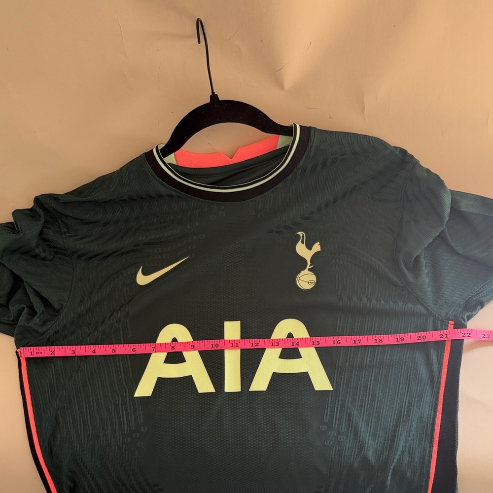 Nike Tottenham Alex Morgan Jersey - Picture 5 of 6